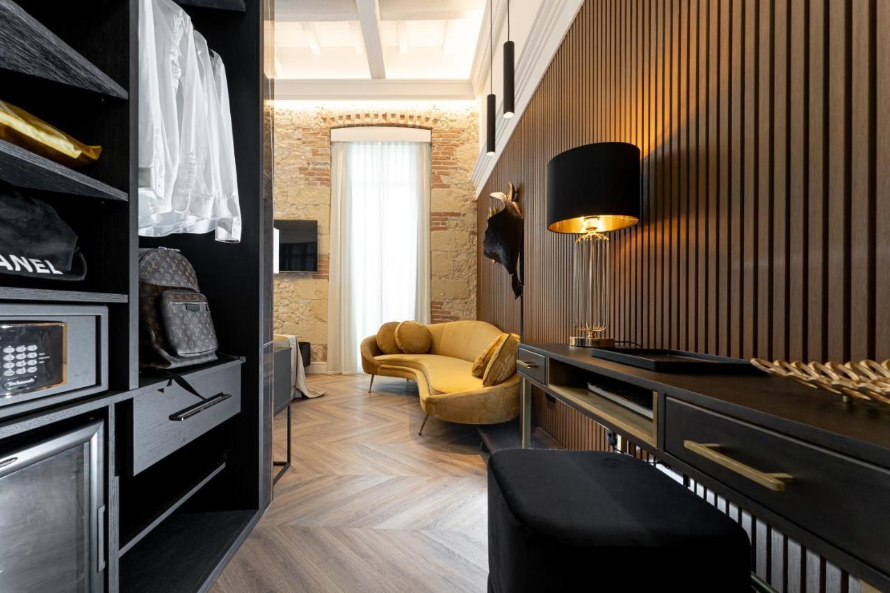 Nero Luxury Suites Cagliari Exterior photo